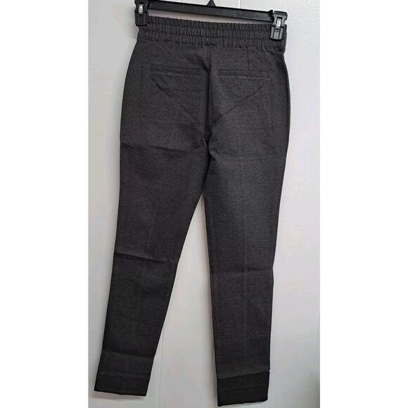 Amazon Essentials Women's Tapered Pant - Picture 13 of 14